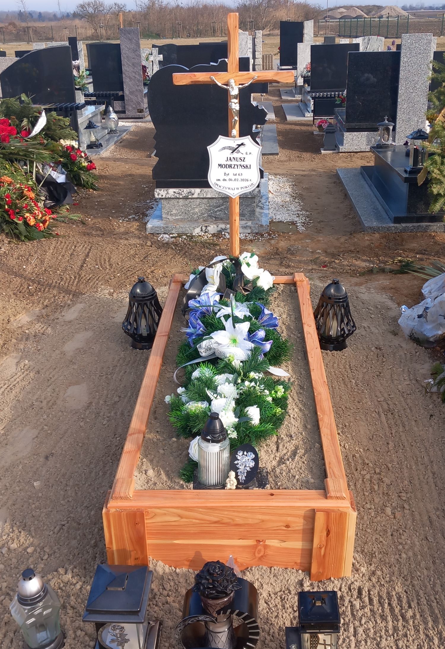 Grób Janusz  Modrzyński 