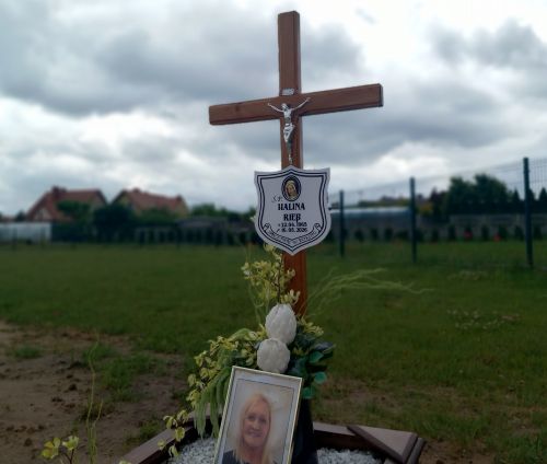 Grób Halina  Rieß